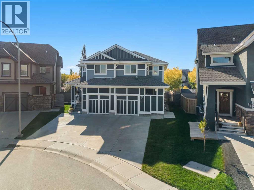 203 Mahogany Grove SE