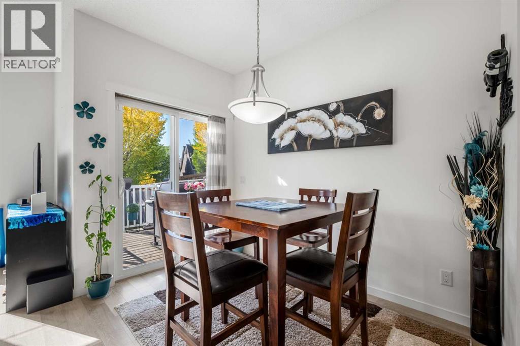 203 Mahogany Grove SE