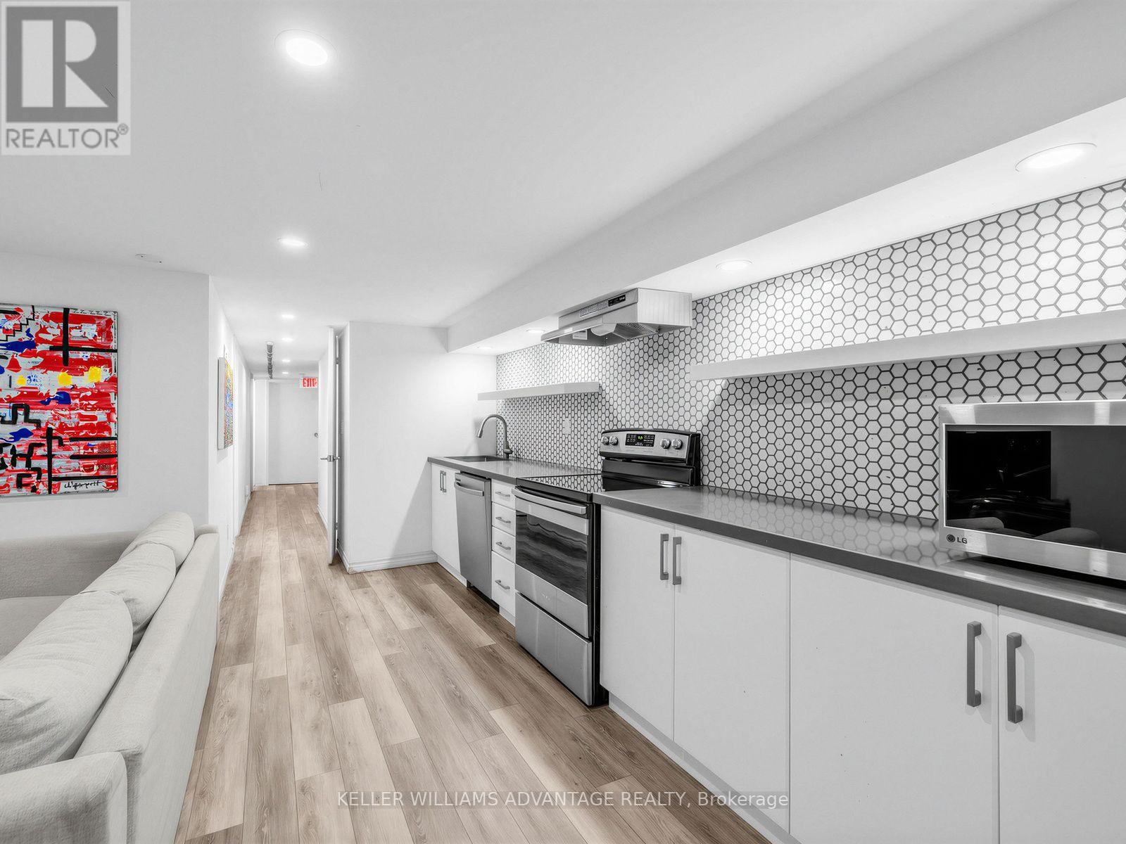 253 Broadview Avenue, Toronto, Ontario  M4M 2G6 - Photo 13 - E13840644