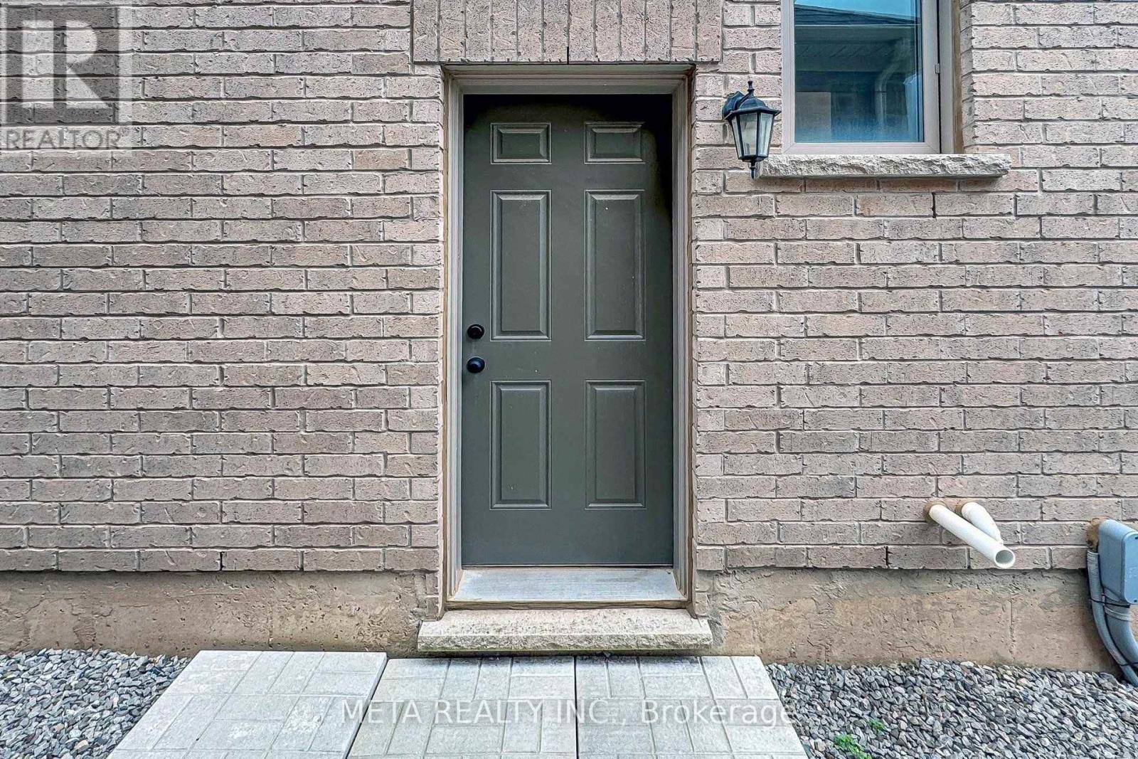 1602 Severn Drive, Milton, Ontario  L9E 1X8 - Photo 41 - W13841456