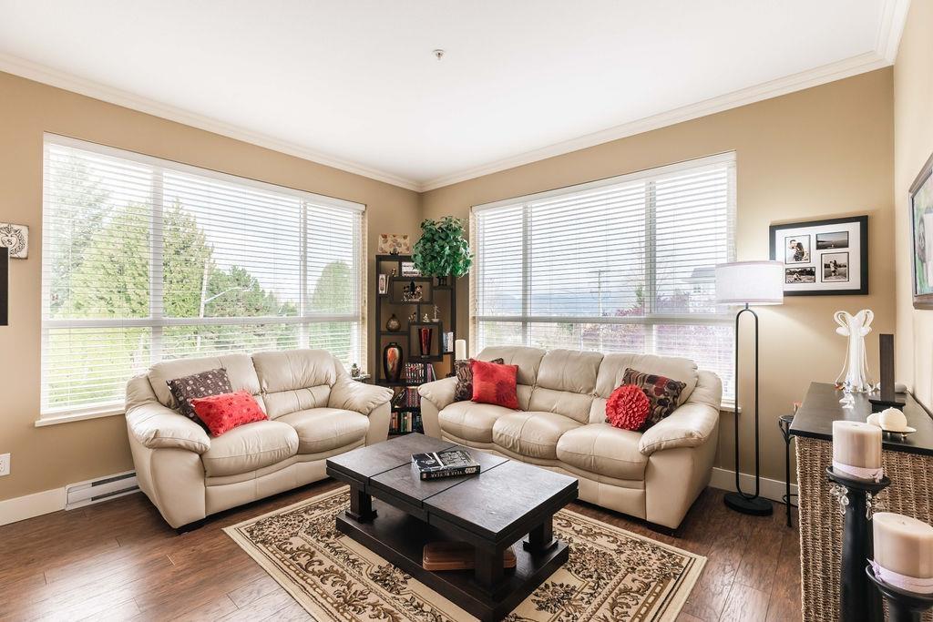 203 3192 GLADWIN ROAD
