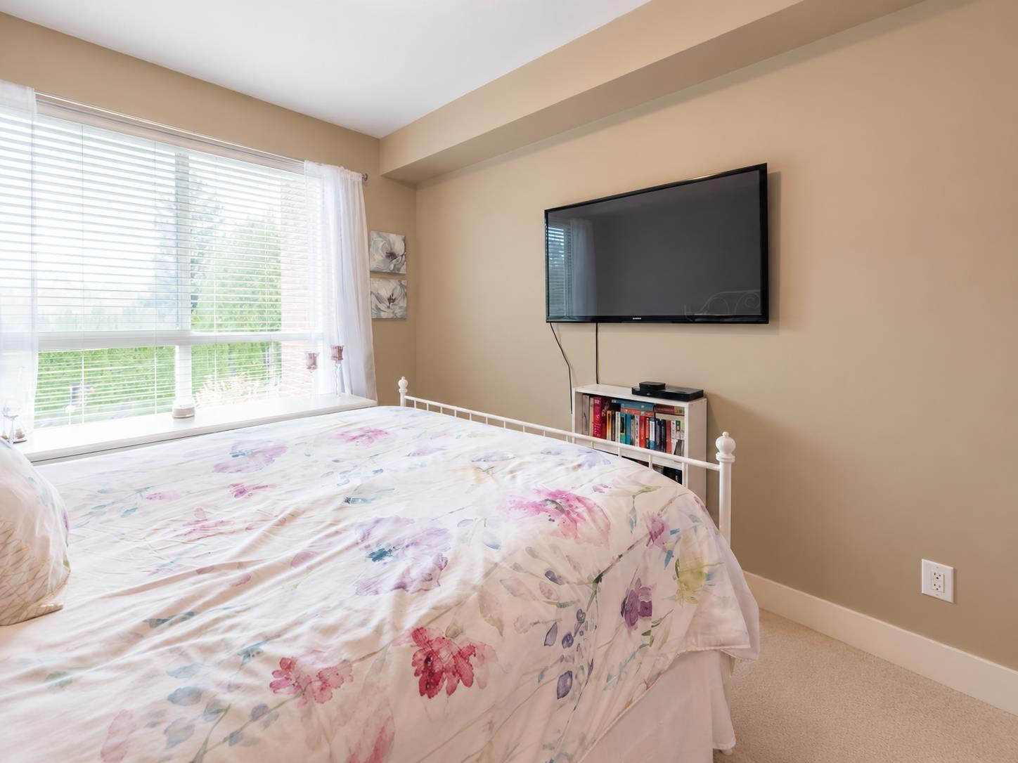 203 3192 GLADWIN ROAD
