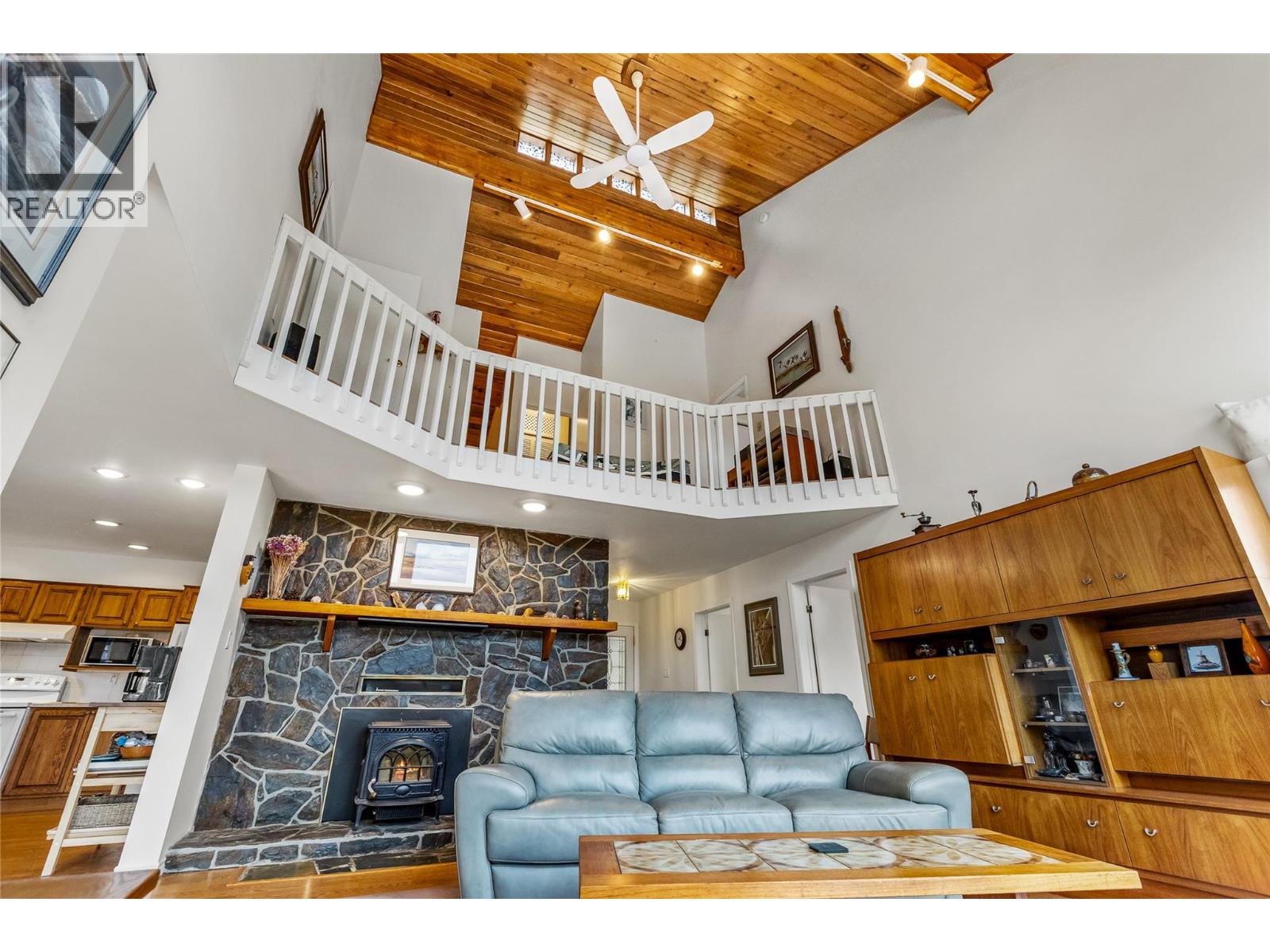1070 Simmons Road Creston British Columbia Canada V0B1G7 4