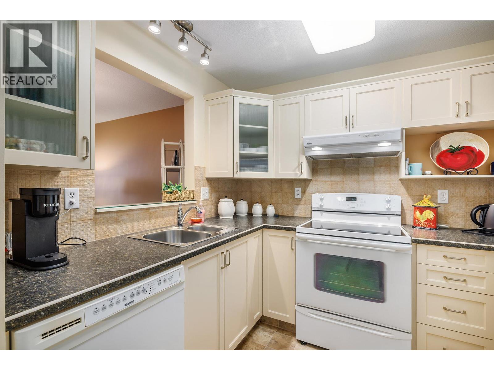 920 Glenwood Avenue Unit# 111, Kelowna, British Columbia  V1Y 9P2 - Photo 10 - 10401852