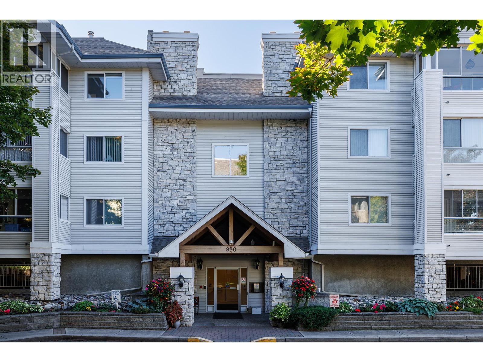 920 Glenwood Avenue Unit# 111, Kelowna, British Columbia  V1Y 9P2 - Photo 2 - 10401852