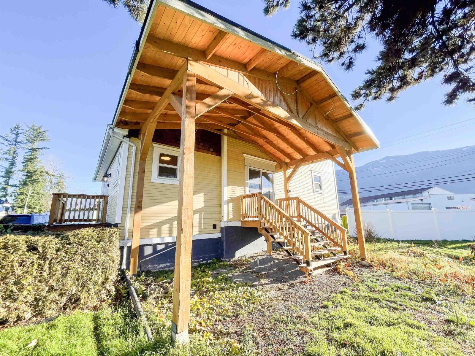 51265 YALE ROAD|Rosedale