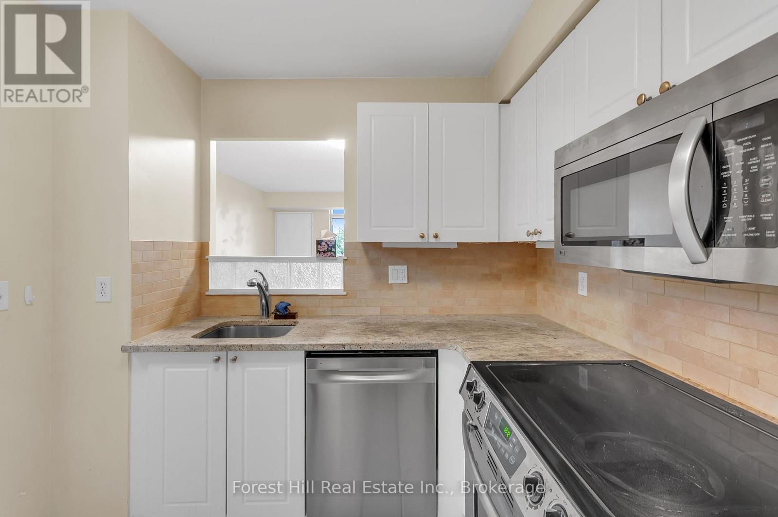 308 - 555 Wilson Heights Boulevard, Toronto, Ontario  M3H 6B5 - Photo 10 - C13841584