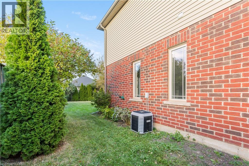 4891 Adam Court, Beamsville, Ontario  L3J 1M4 - Photo 29 - 40867583
