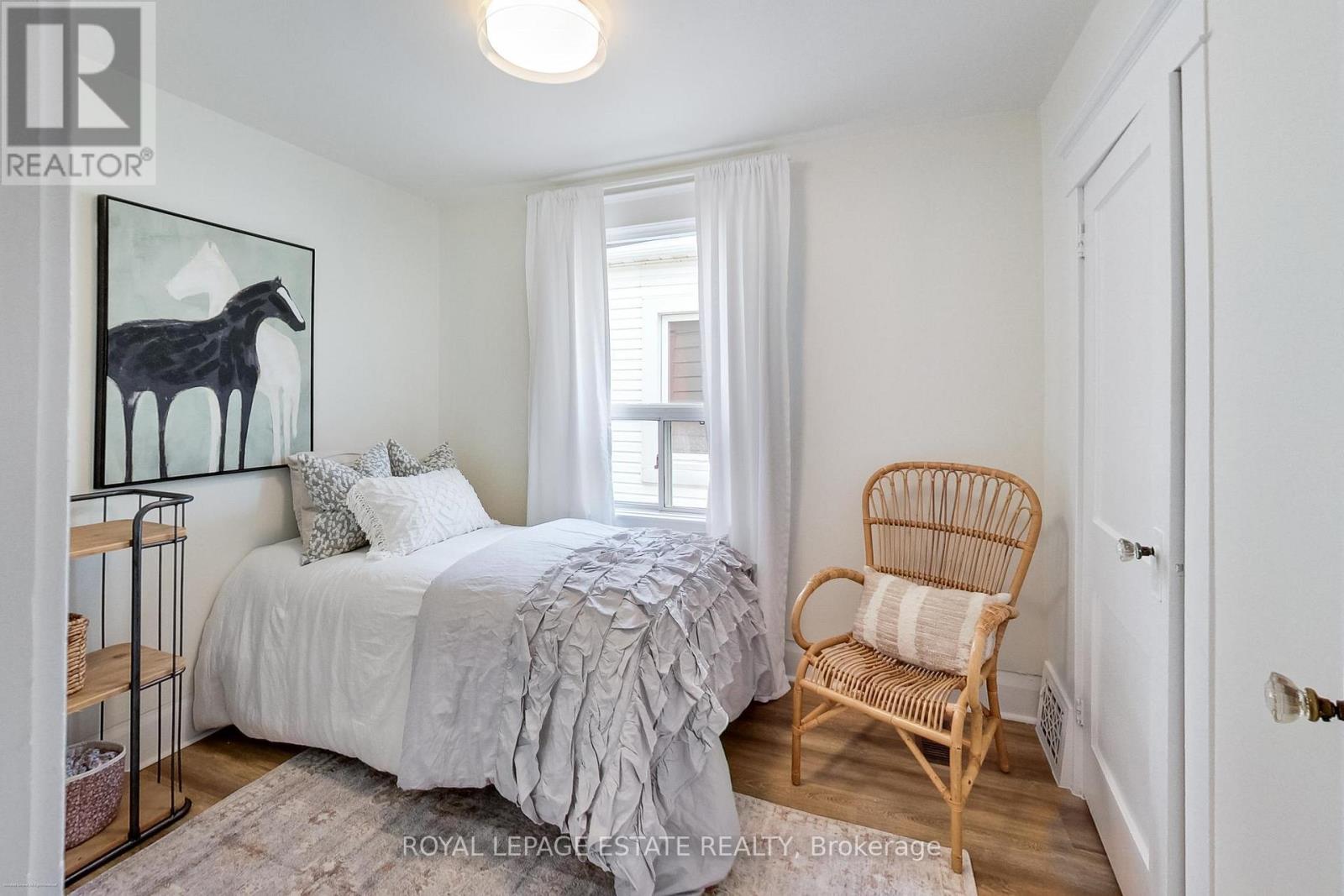 87 Woodmount Avenue, Toronto, Ontario  M4C 3Y1 - Photo 14 - E13841582