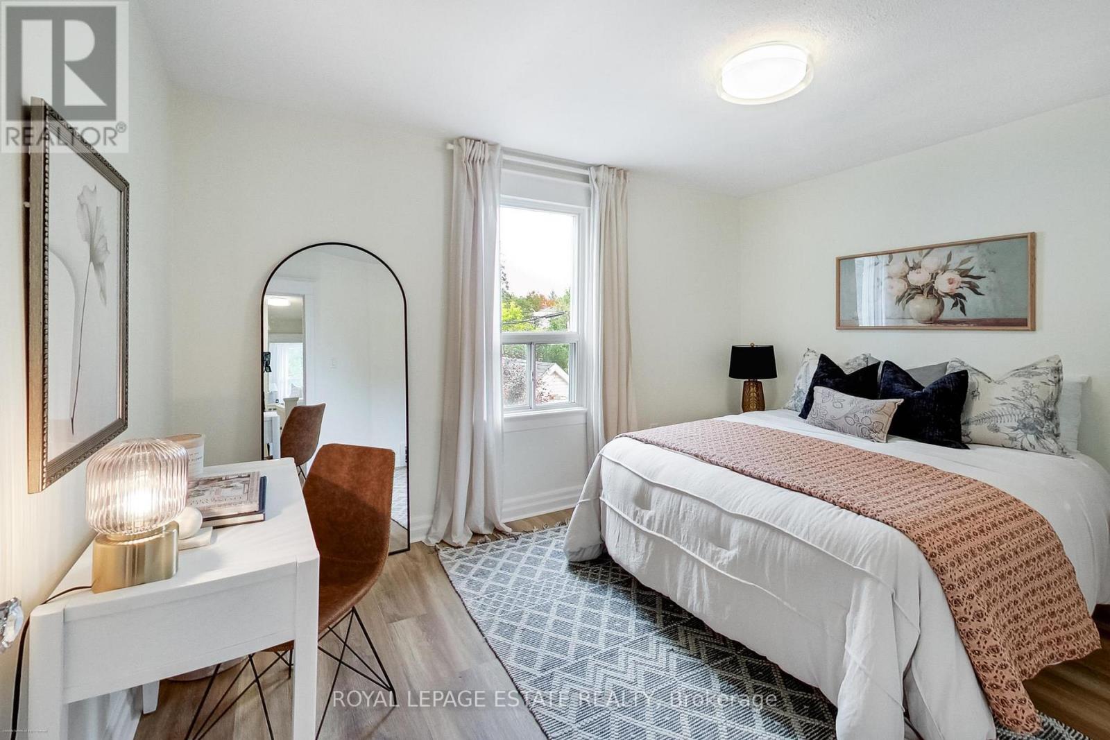 87 Woodmount Avenue, Toronto, Ontario  M4C 3Y1 - Photo 15 - E13841582