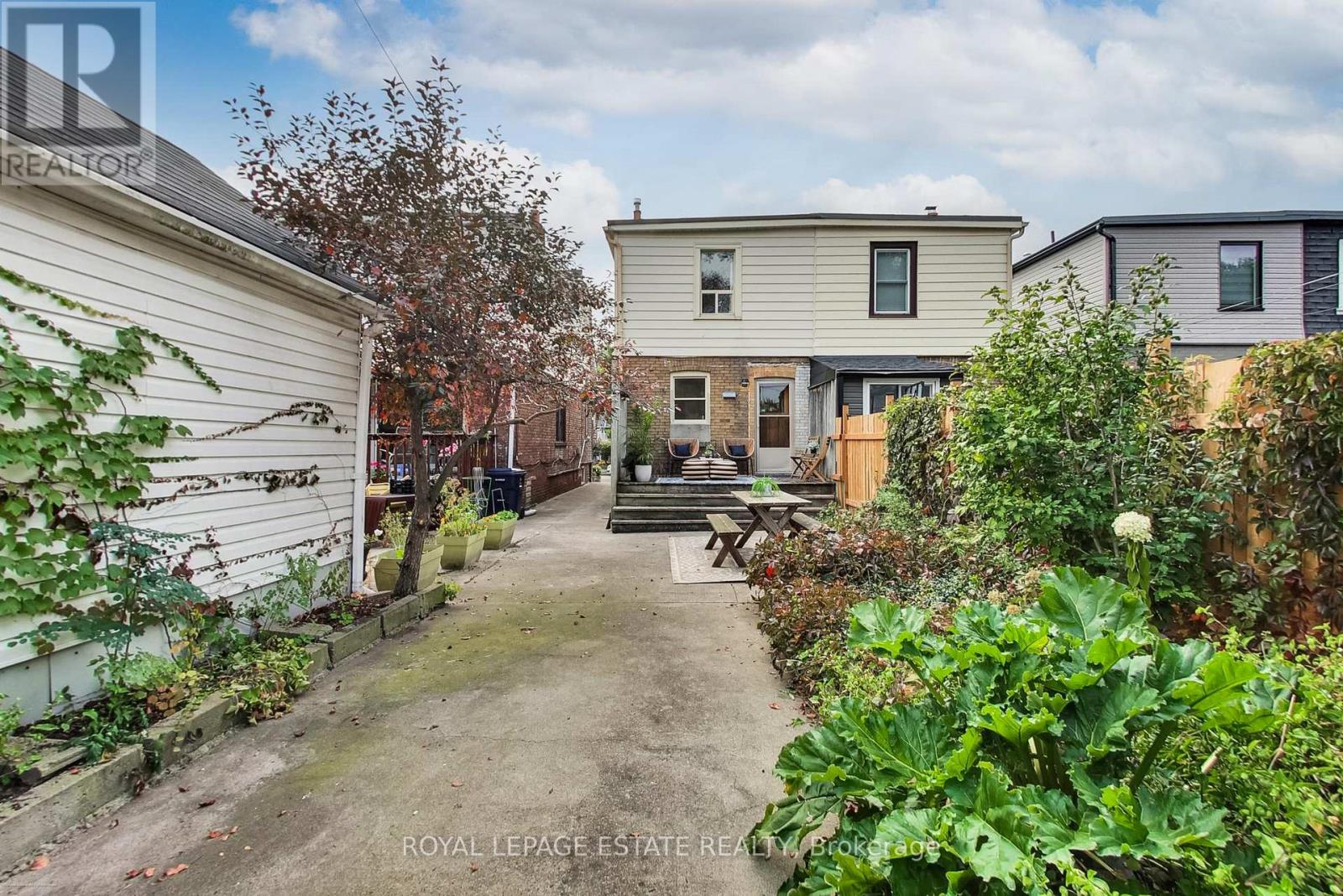 87 Woodmount Avenue, Toronto, Ontario  M4C 3Y1 - Photo 23 - E13841582