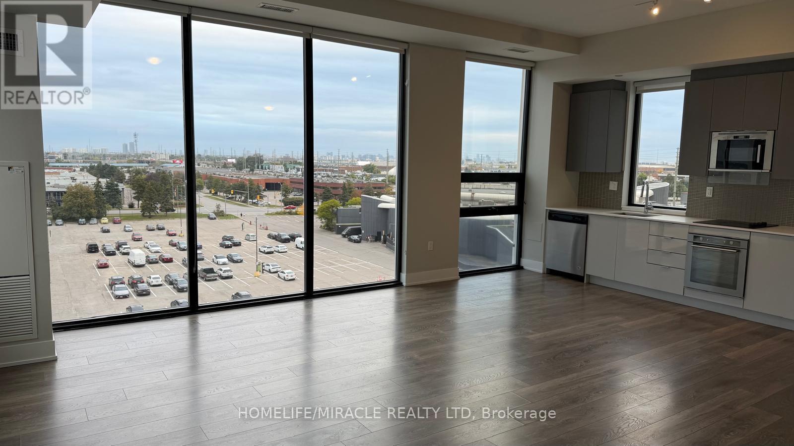 617 - 2908 Hwy 7, Vaughan, Ontario  L4K 0K5 - Photo 4 - N13841406