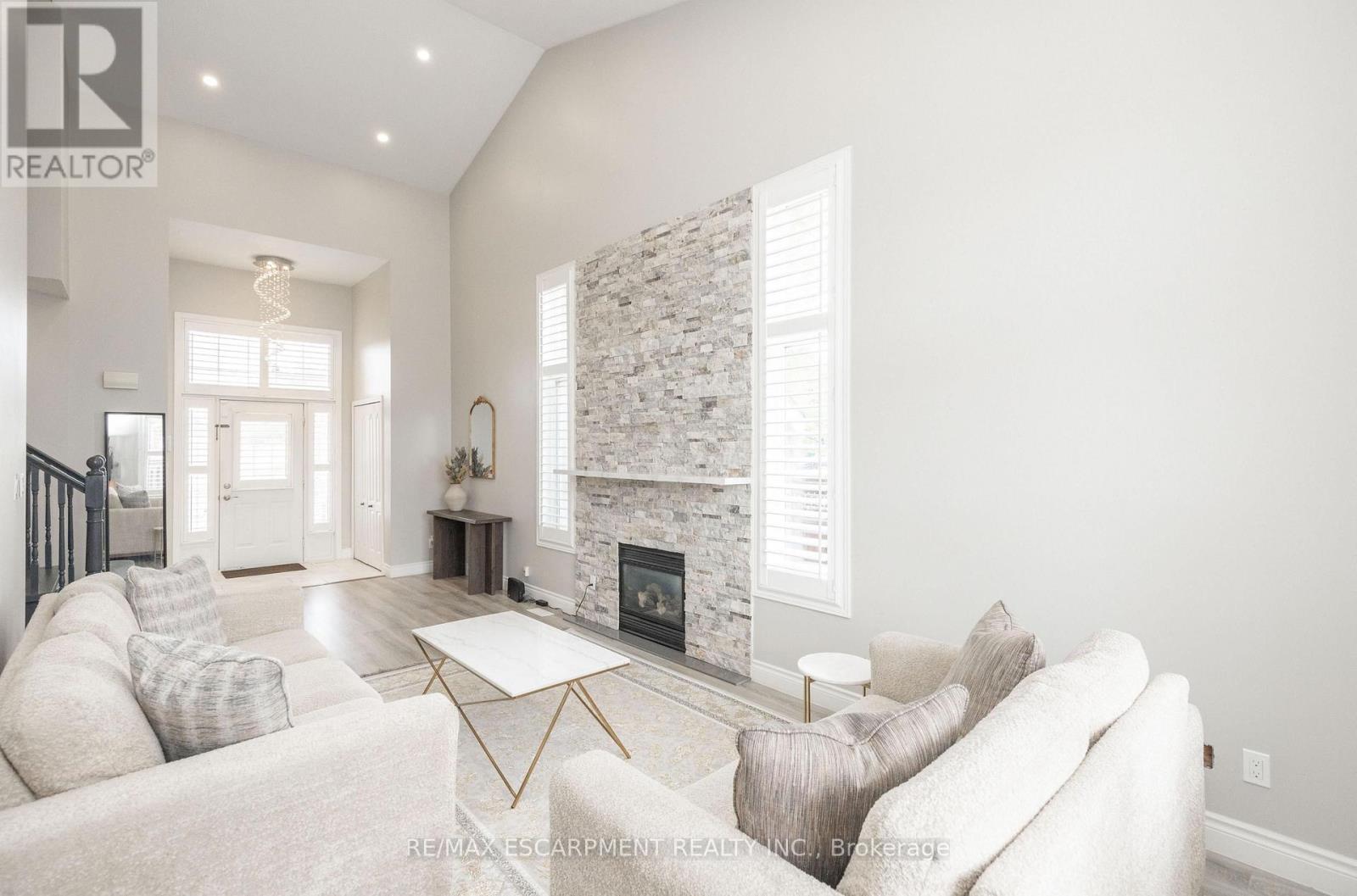73 Appleblossom Drive, Hamilton, Ontario  L9C 7W3 - Photo 13 - X13841208