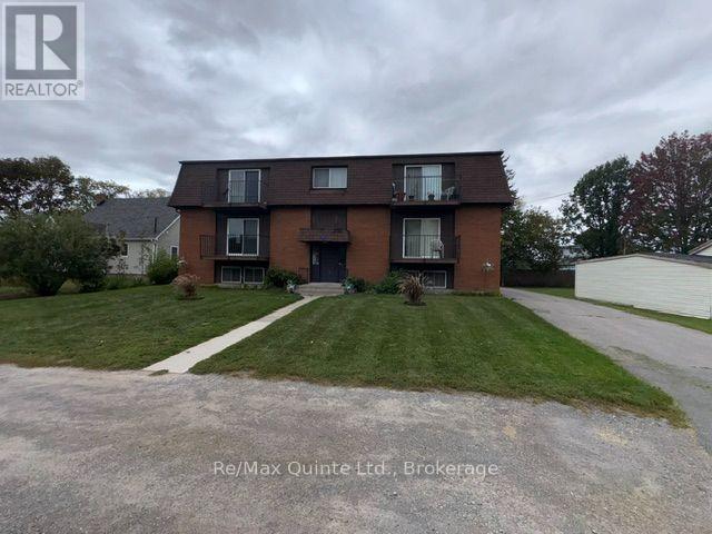 3 - 49 Oxford Road, Quinte West, Ontario  K0K 2C0 - Photo 2 - X13839634