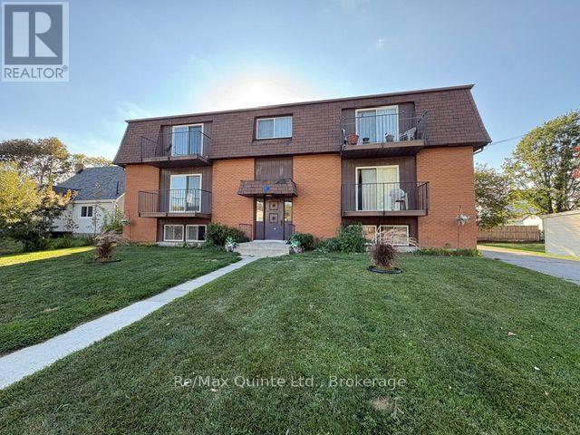 3 - 49 Oxford Road, Quinte West, Ontario  K0K 2C0 - Photo 1 - X13839634