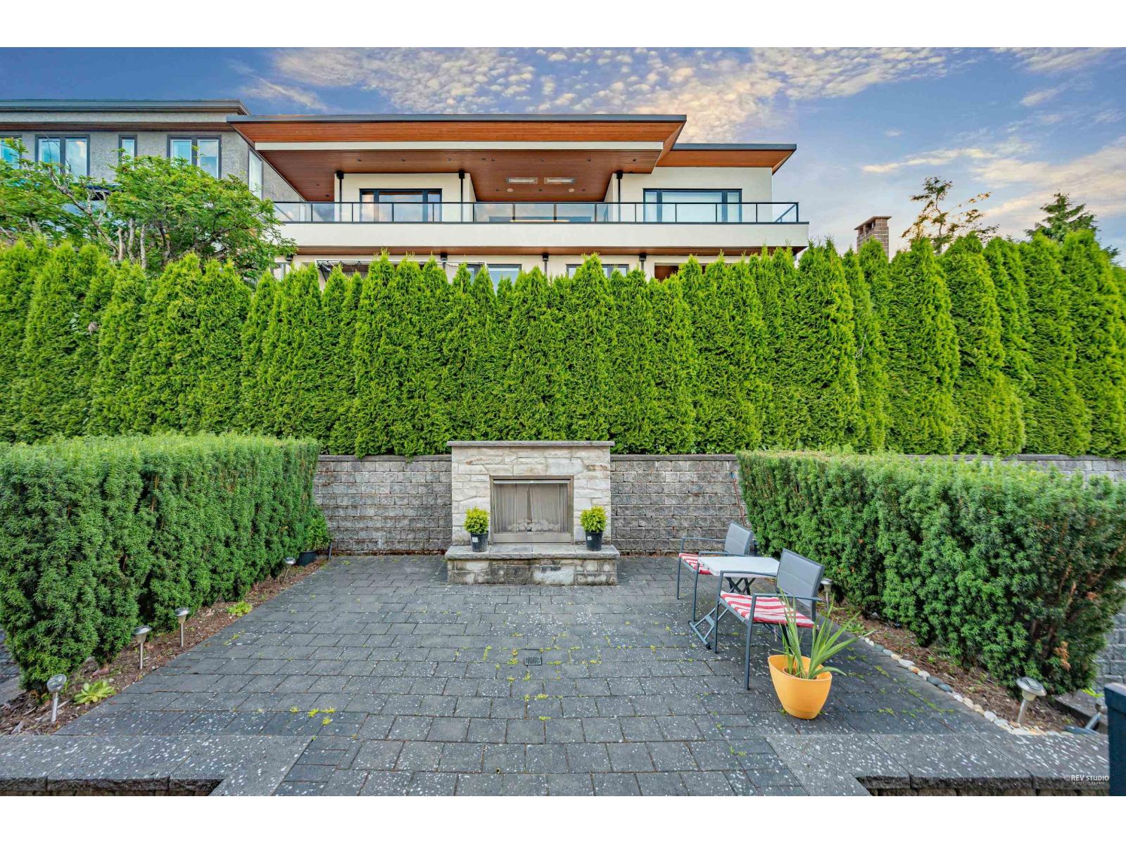 14439 SUNSET LANE