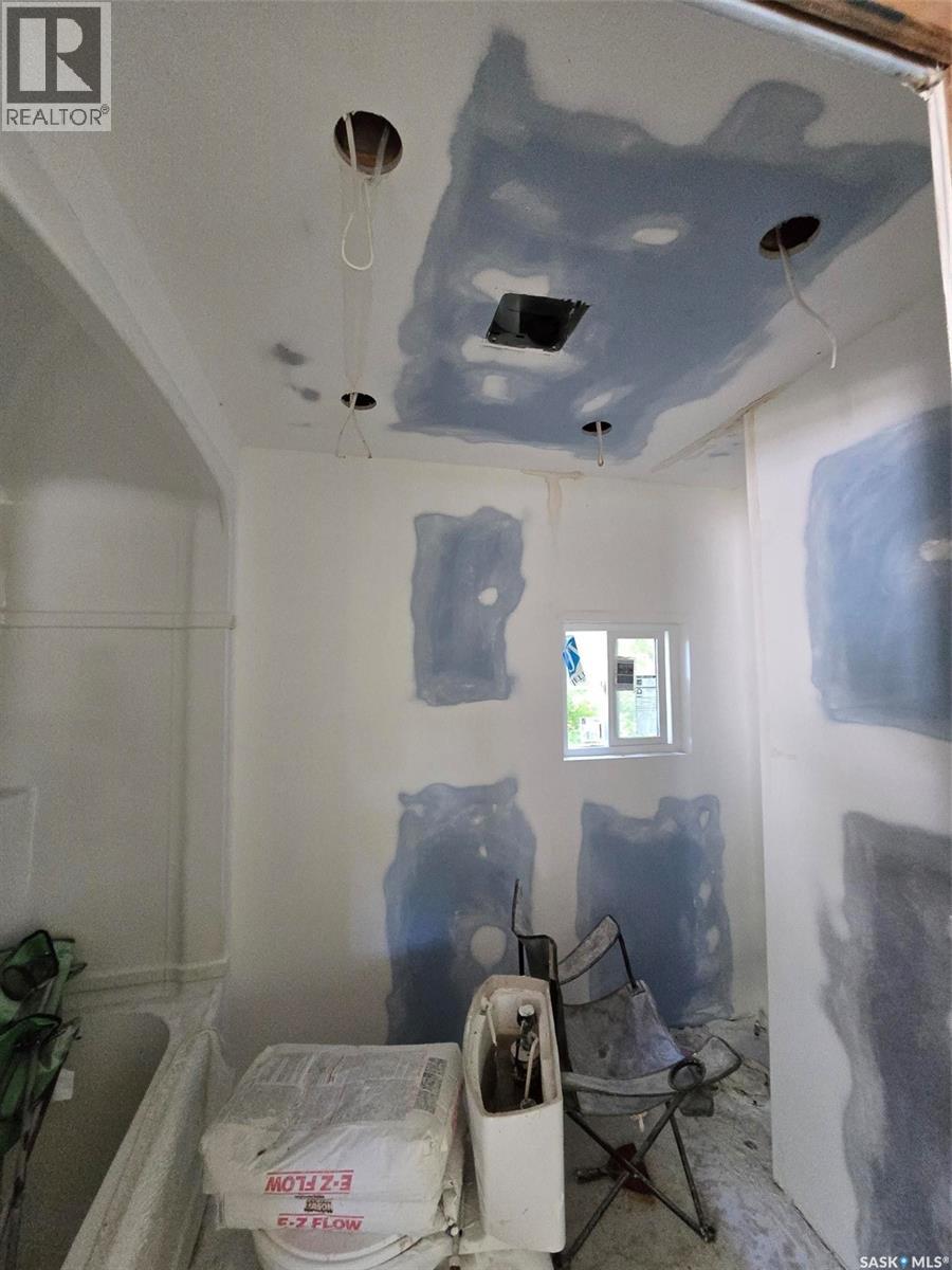 222 1st Avenue W, Montmartre, Saskatchewan  S0G 3M0 - Photo 17 - SK049922