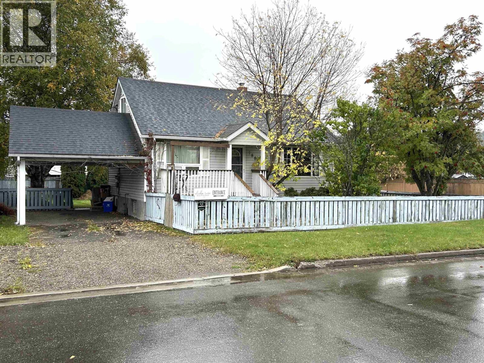 1880 JUNIPER STREET, Prince George, British Columbia
