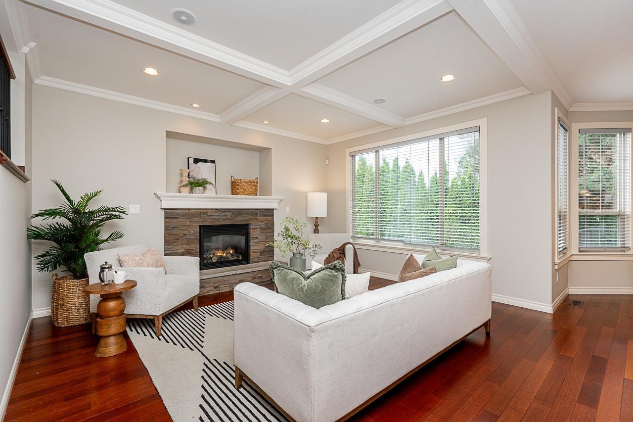 20230 71a Avenue, Langley, British Columbia  V2Y 3A1 - Photo 3 - R3170035