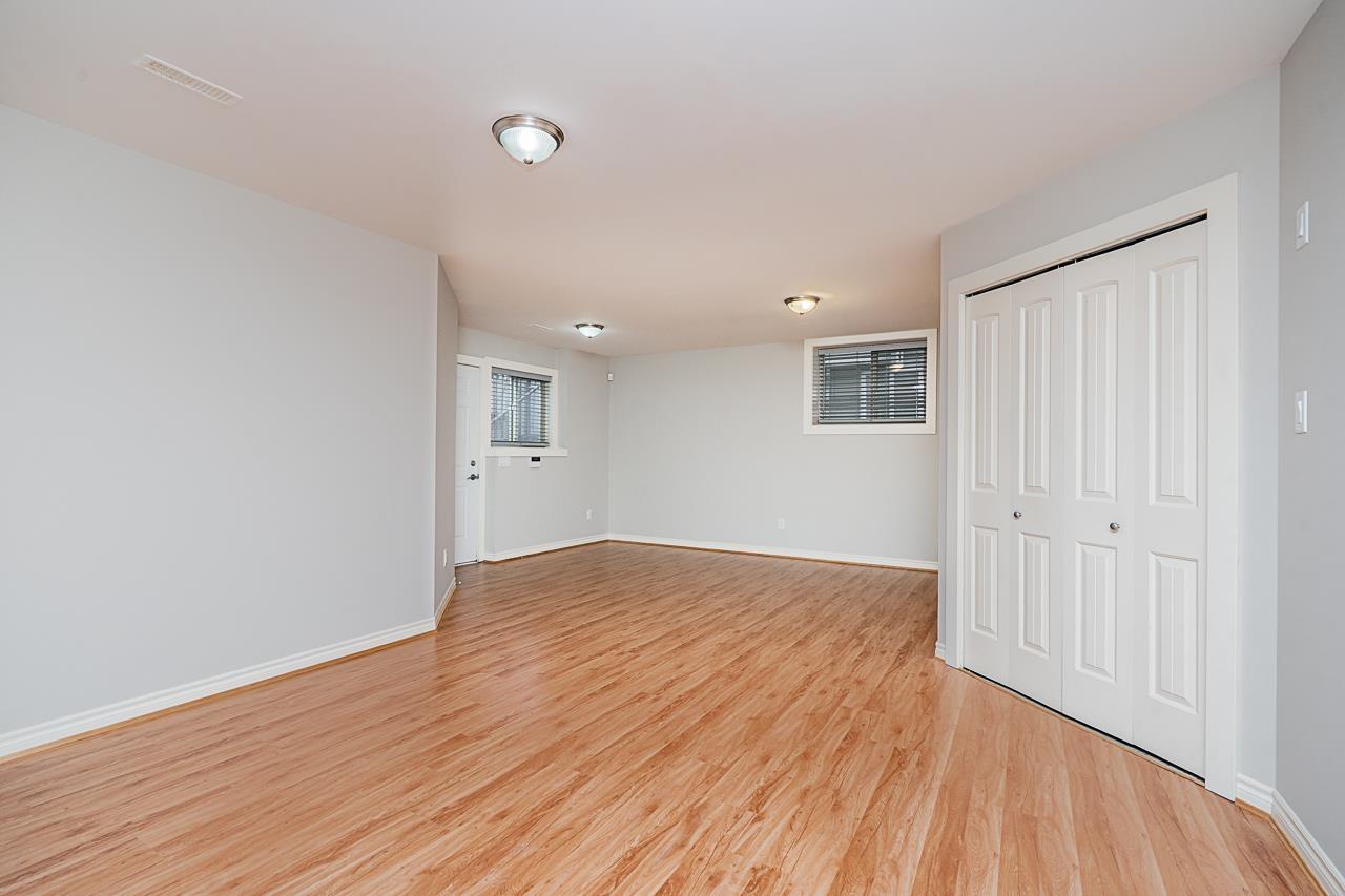 20230 71a Avenue, Langley, British Columbia  V2Y 3A1 - Photo 29 - R3170035