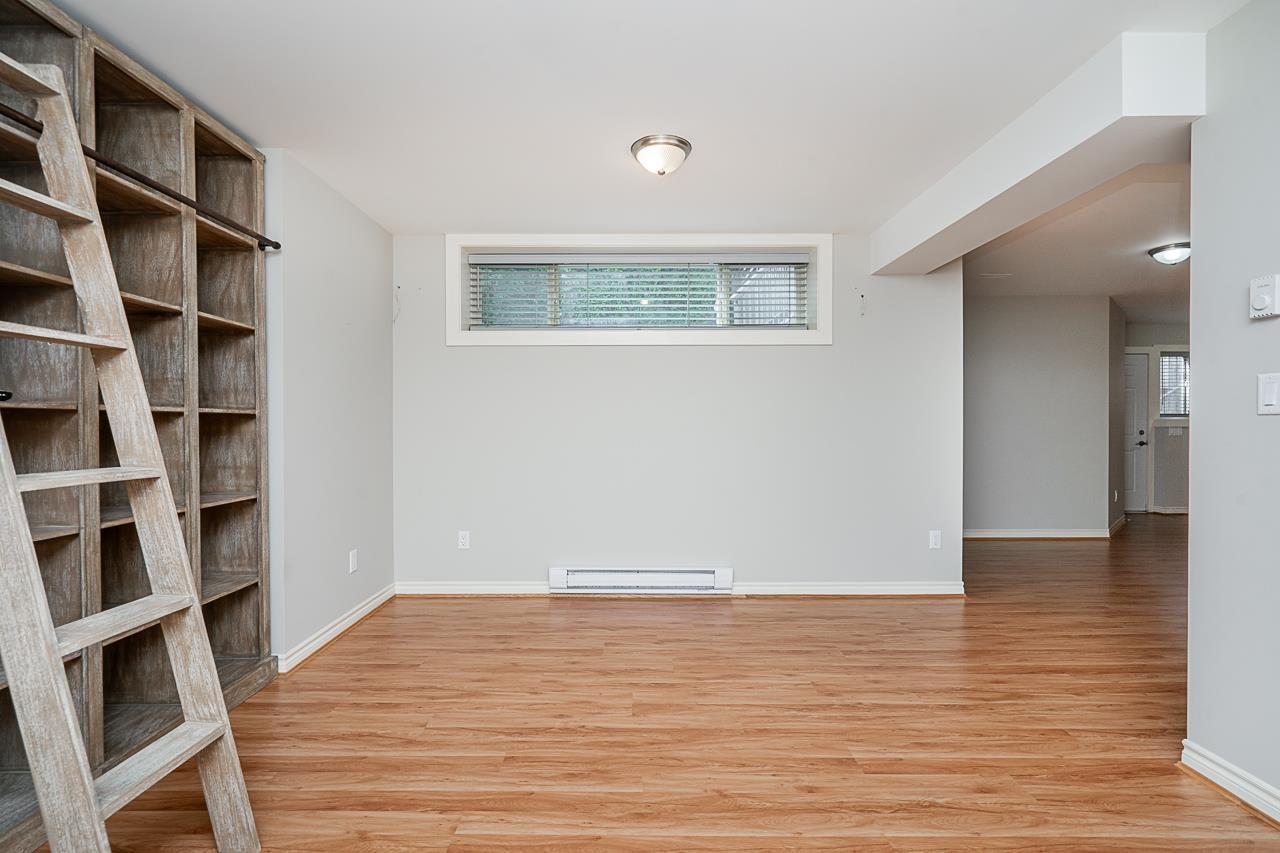 20230 71a Avenue, Langley, British Columbia  V2Y 3A1 - Photo 28 - R3170035