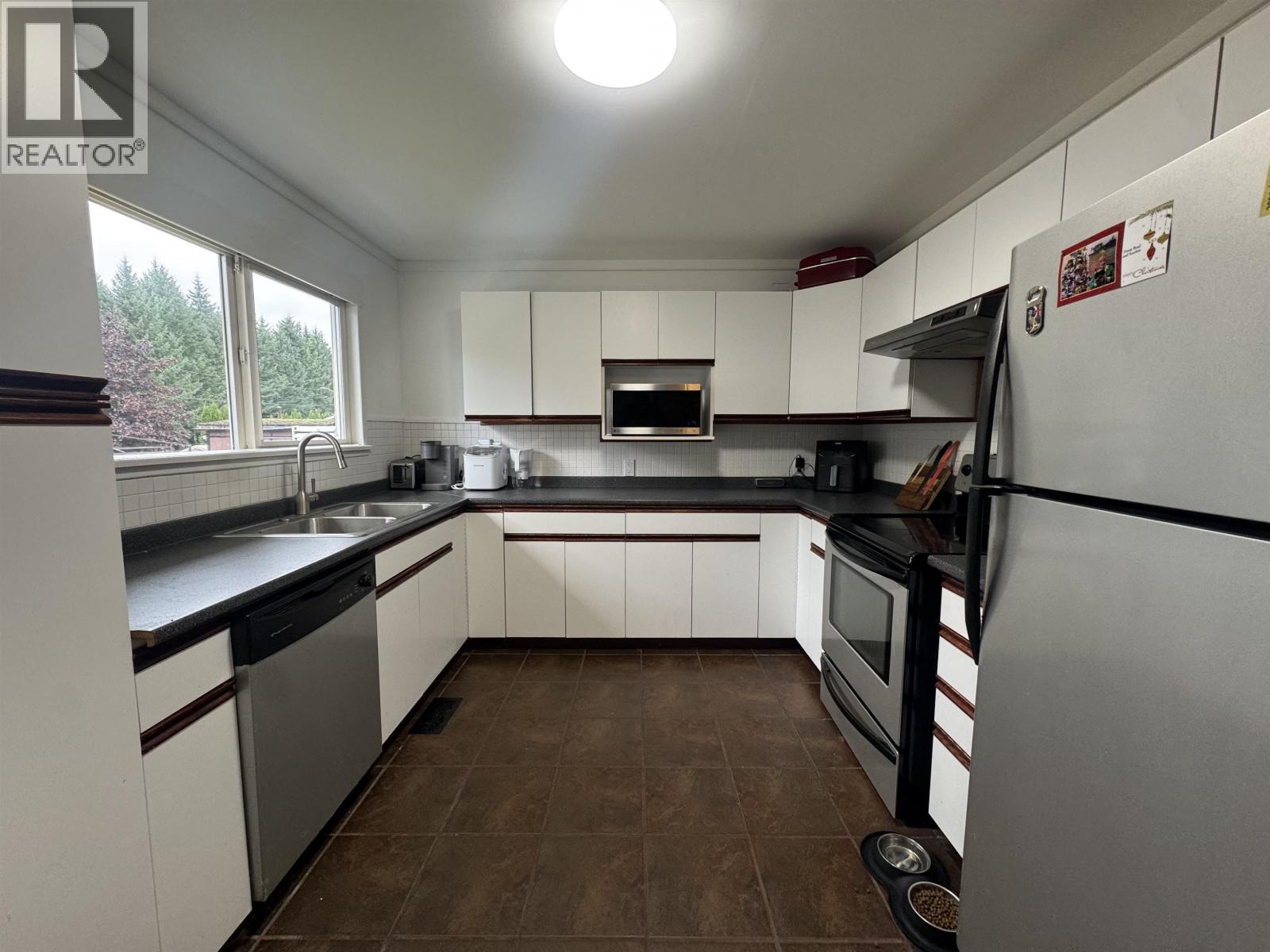 107 Omenica Street, Kitimat, British Columbia  V8C 1Z5 - Photo 2 - R3170802