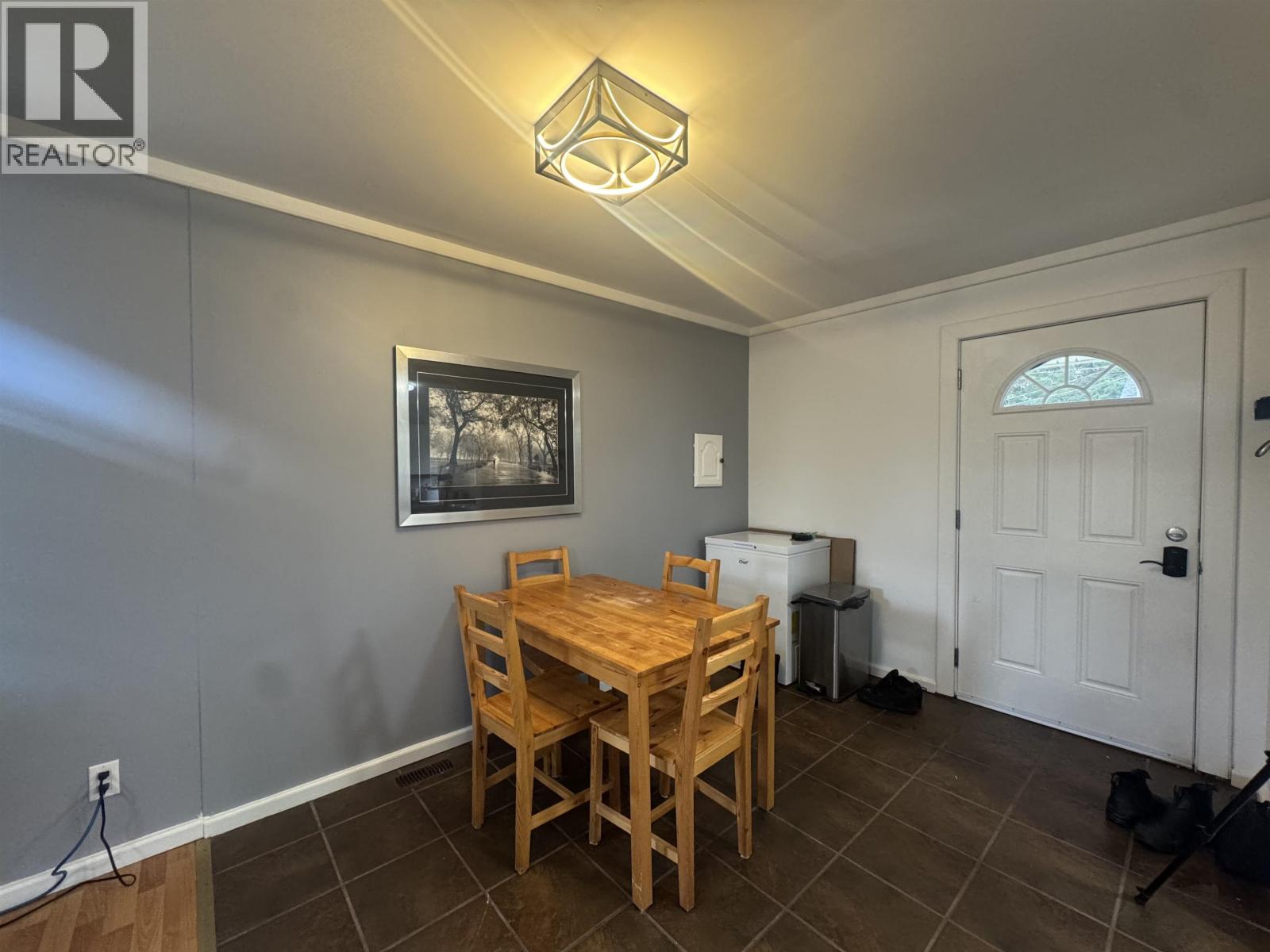 107 Omenica Street, Kitimat, British Columbia  V8C 1Z5 - Photo 3 - R3170802