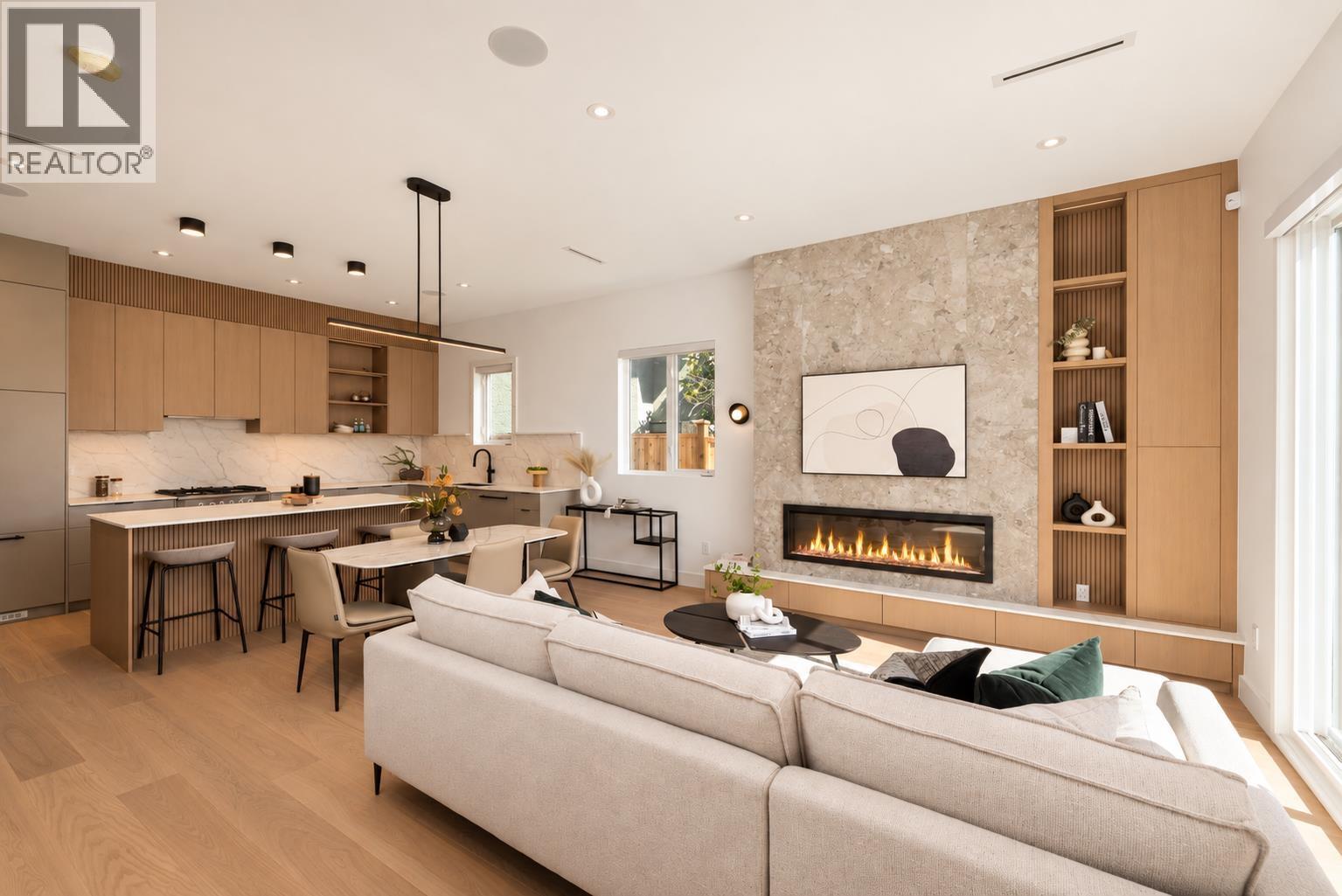 2 6503 WINCH STREET, Burnaby, British Columbia