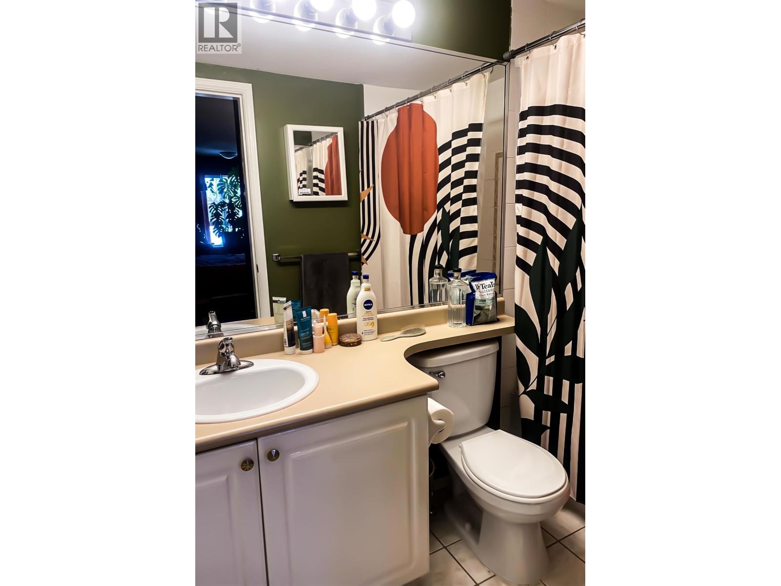 Ph10 760 Kingsway, Vancouver, British Columbia  V5V 3C1 - Photo 8 - R3170750