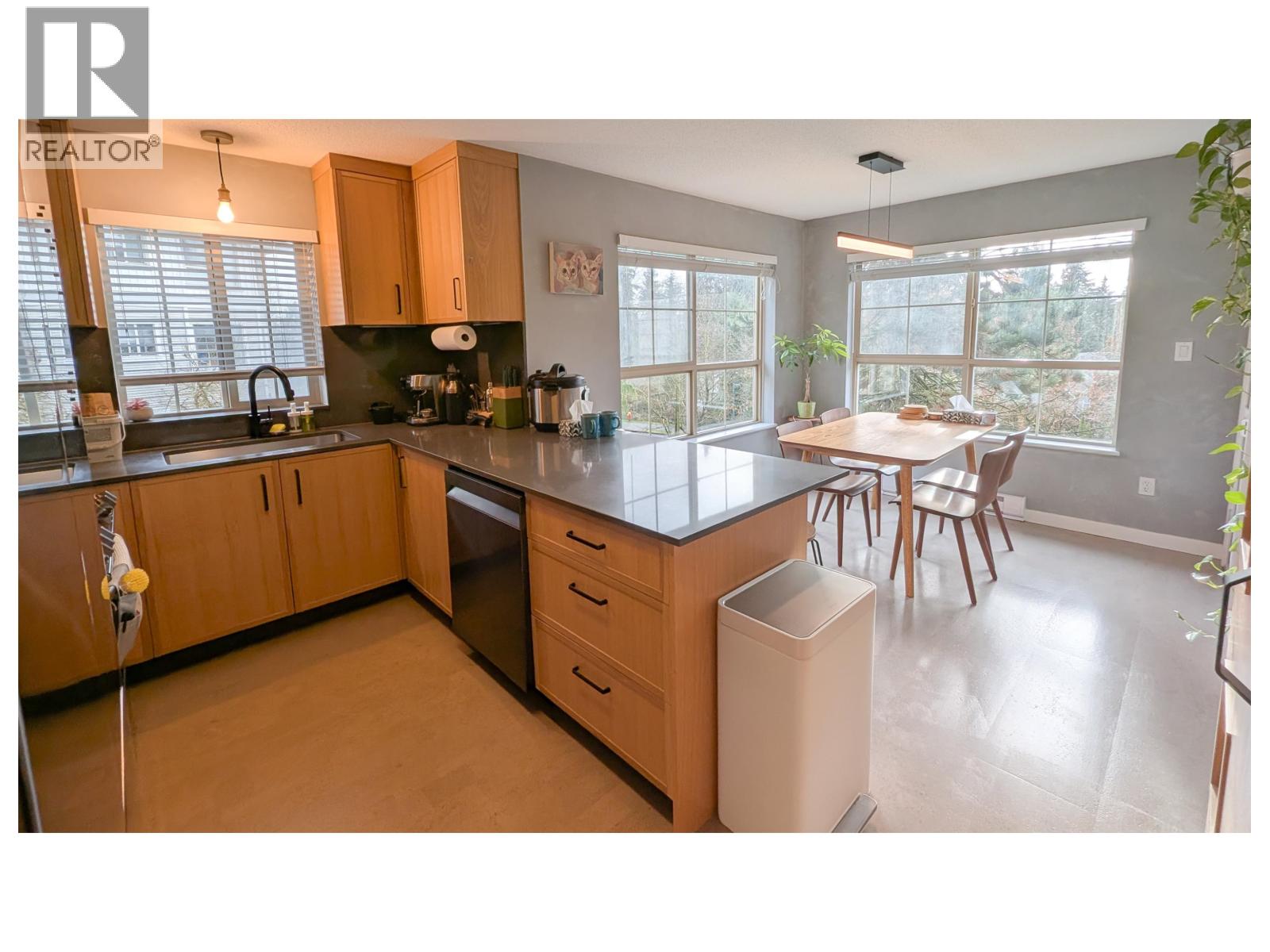 210 2958 Silver Springs Boulevard, Coquitlam, British Columbia  V3E 3R9 - Photo 2 - R3170767