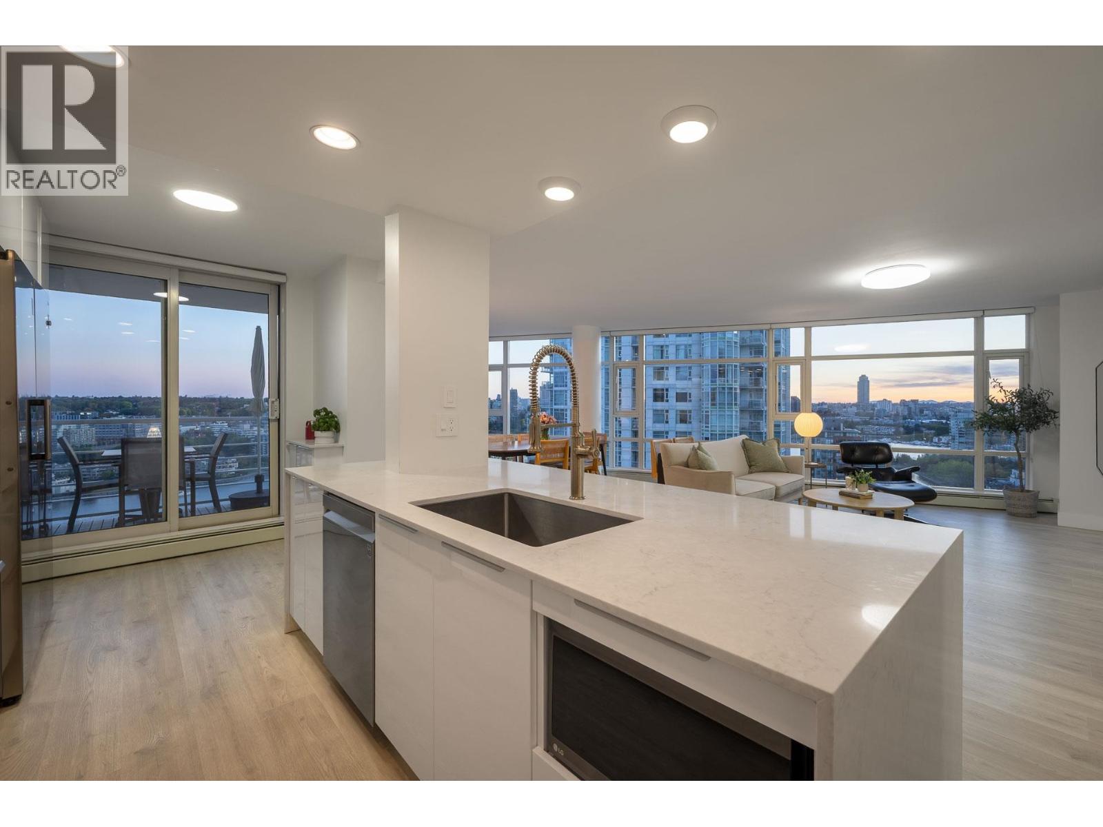 2607 198 Aquarius Mews, Vancouver, British Columbia  V6Z 2Y4 - Photo 14 - R3170777