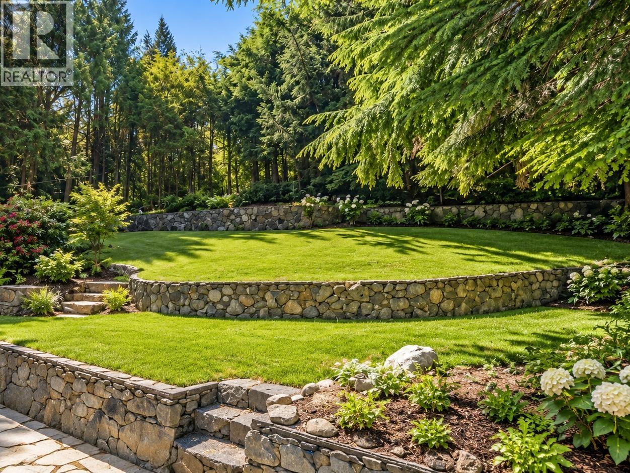 68 Bonnymuir Drive, West Vancouver, British Columbia  V7S 1L2 - Photo 4 - R3170787