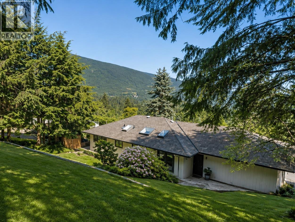 68 Bonnymuir Drive, West Vancouver, British Columbia  V7S 1L2 - Photo 7 - R3170787