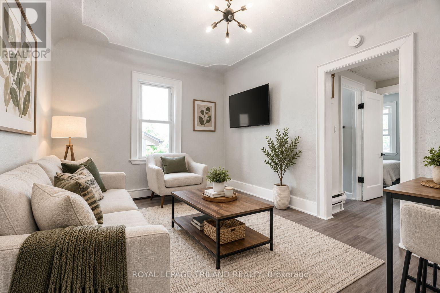 8 - 425 Mckenzie Avenue, London South, Ontario  N6C 1V5 - Photo 3 - X13617704