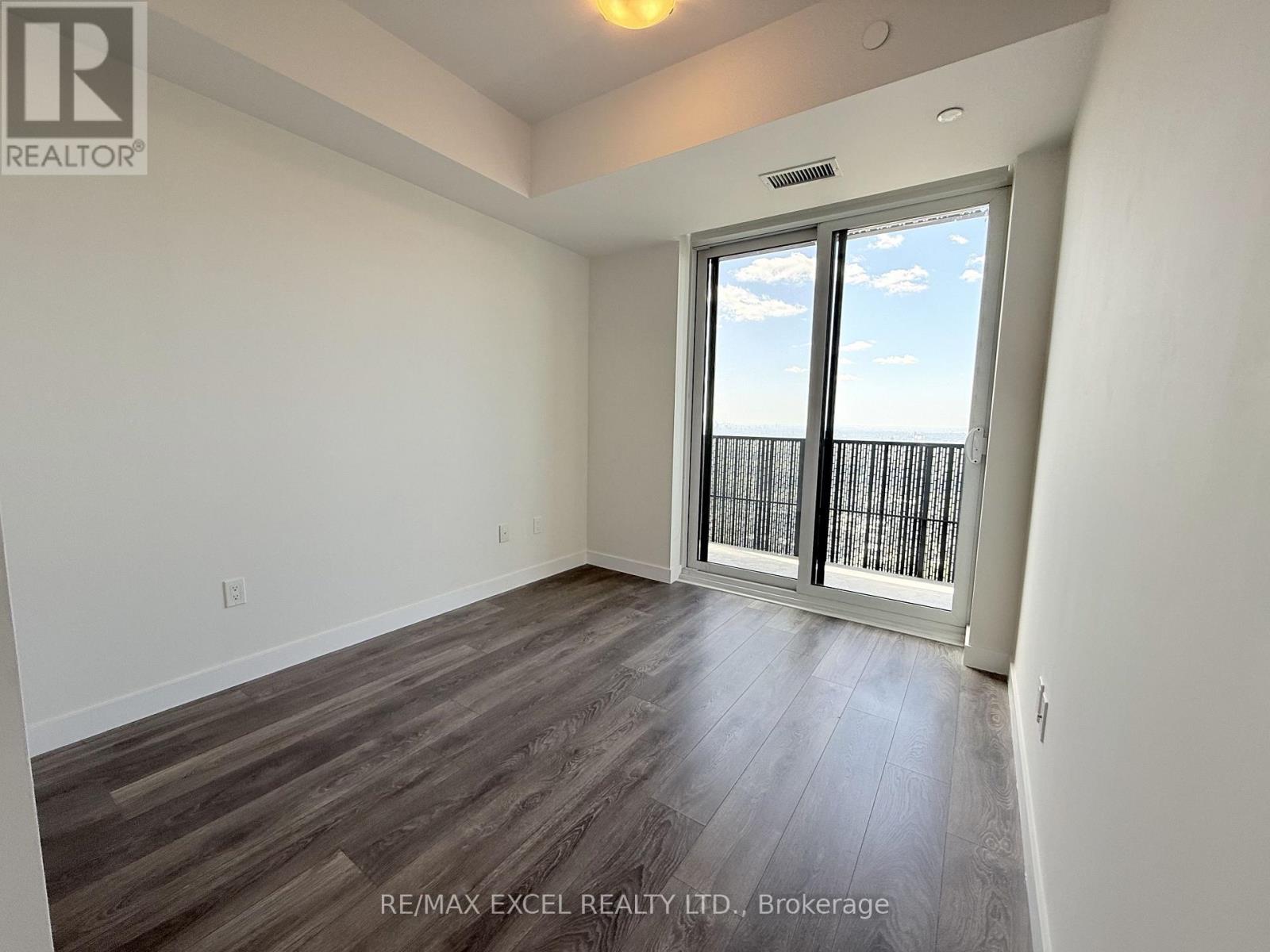 5603 - 8 Eglinton Avenue E, Toronto (Mount Pleasant West), Ontario  M4P 1A6 - Photo 6 - C13841636