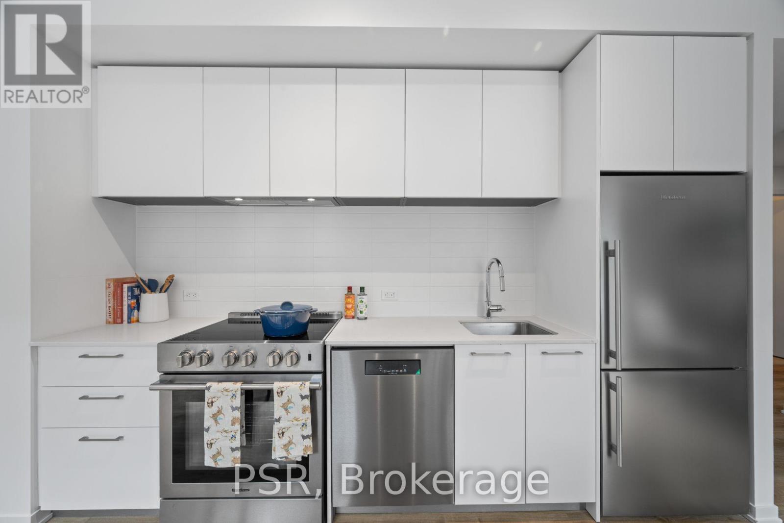 710 - 101 Roehampton Avenue, Toronto (Mount Pleasant West), Ontario  M4P 2W2 - Photo 4 - C13841638