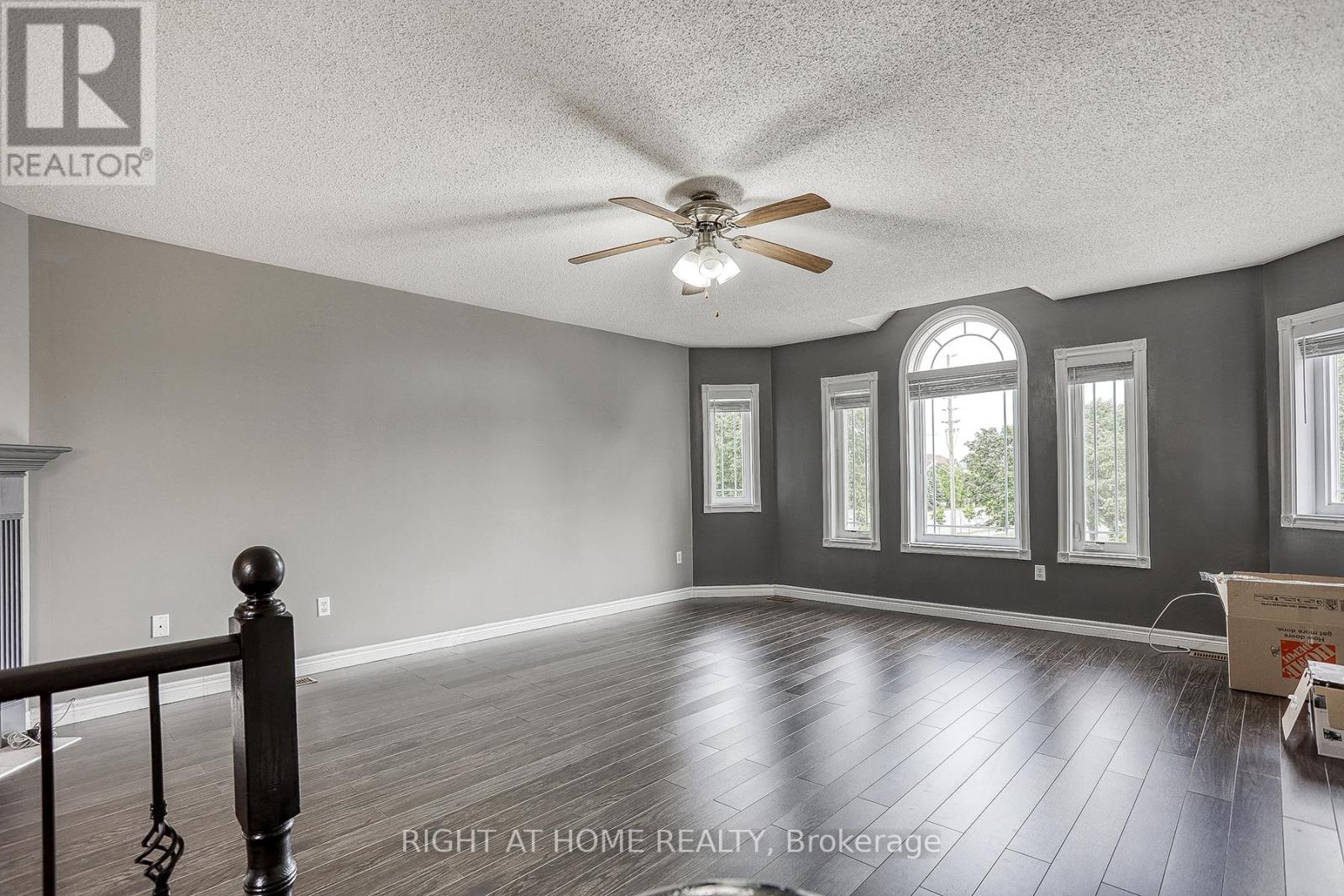 UPPER - 37 BROCKMAN CRESCENT