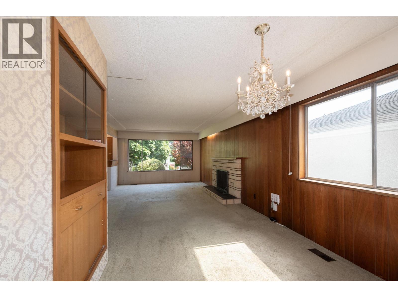 5363 Dumfries Street, Vancouver, British Columbia  V5P 3A3 - Photo 5 - R3170091