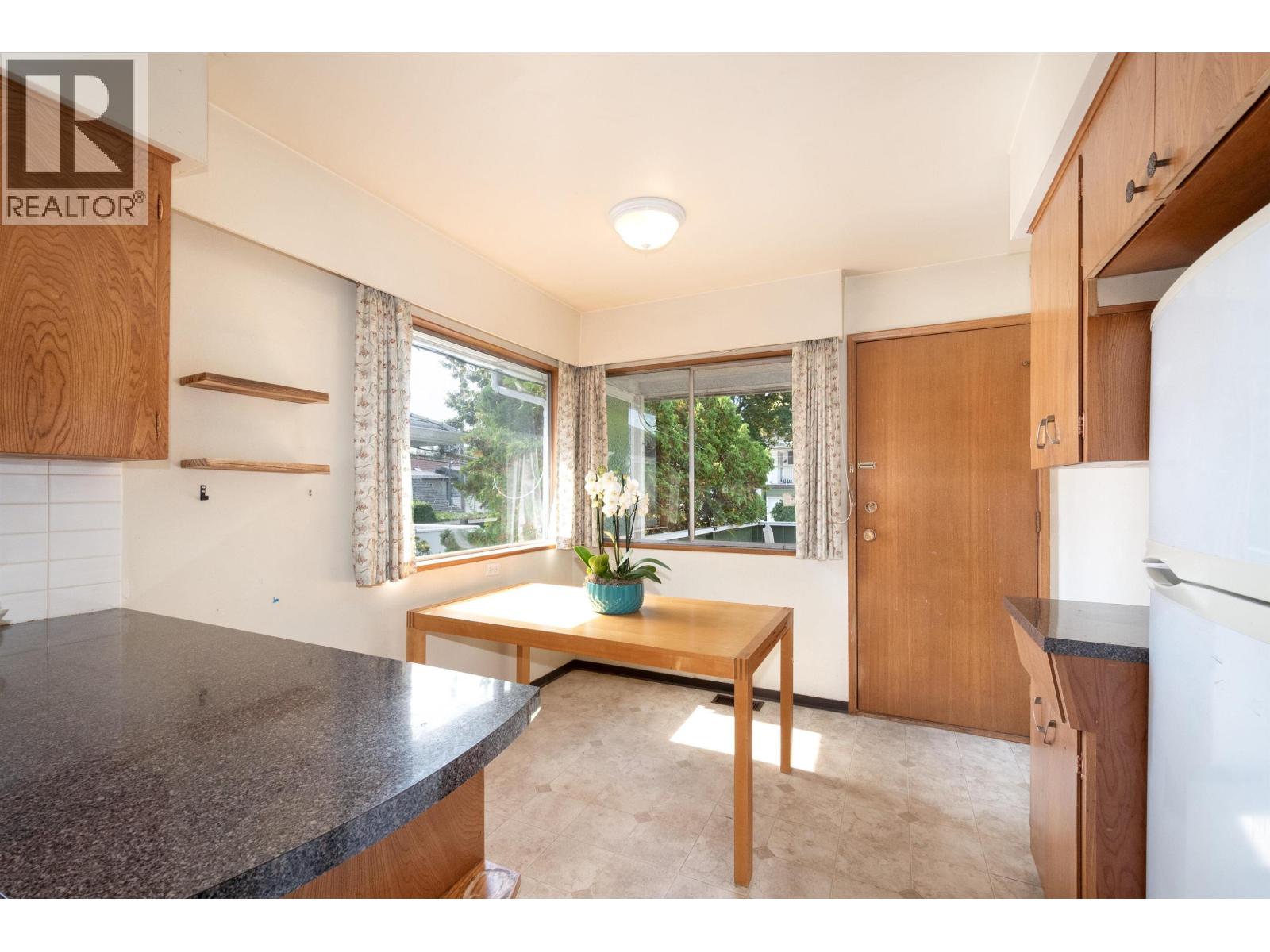5363 Dumfries Street, Vancouver, British Columbia  V5P 3A3 - Photo 10 - R3170091