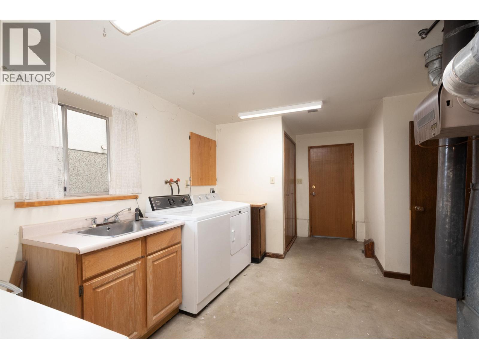 5363 Dumfries Street, Vancouver, British Columbia  V5P 3A3 - Photo 25 - R3170091