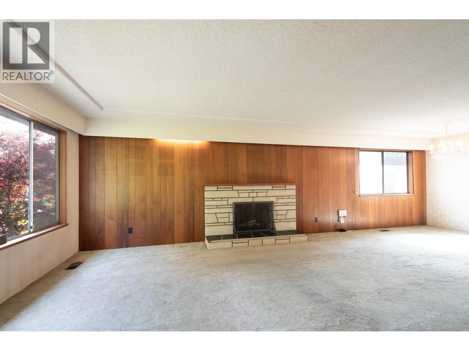 5363 Dumfries Street, Vancouver, British Columbia  V5P 3A3 - Photo 2 - R3170091
