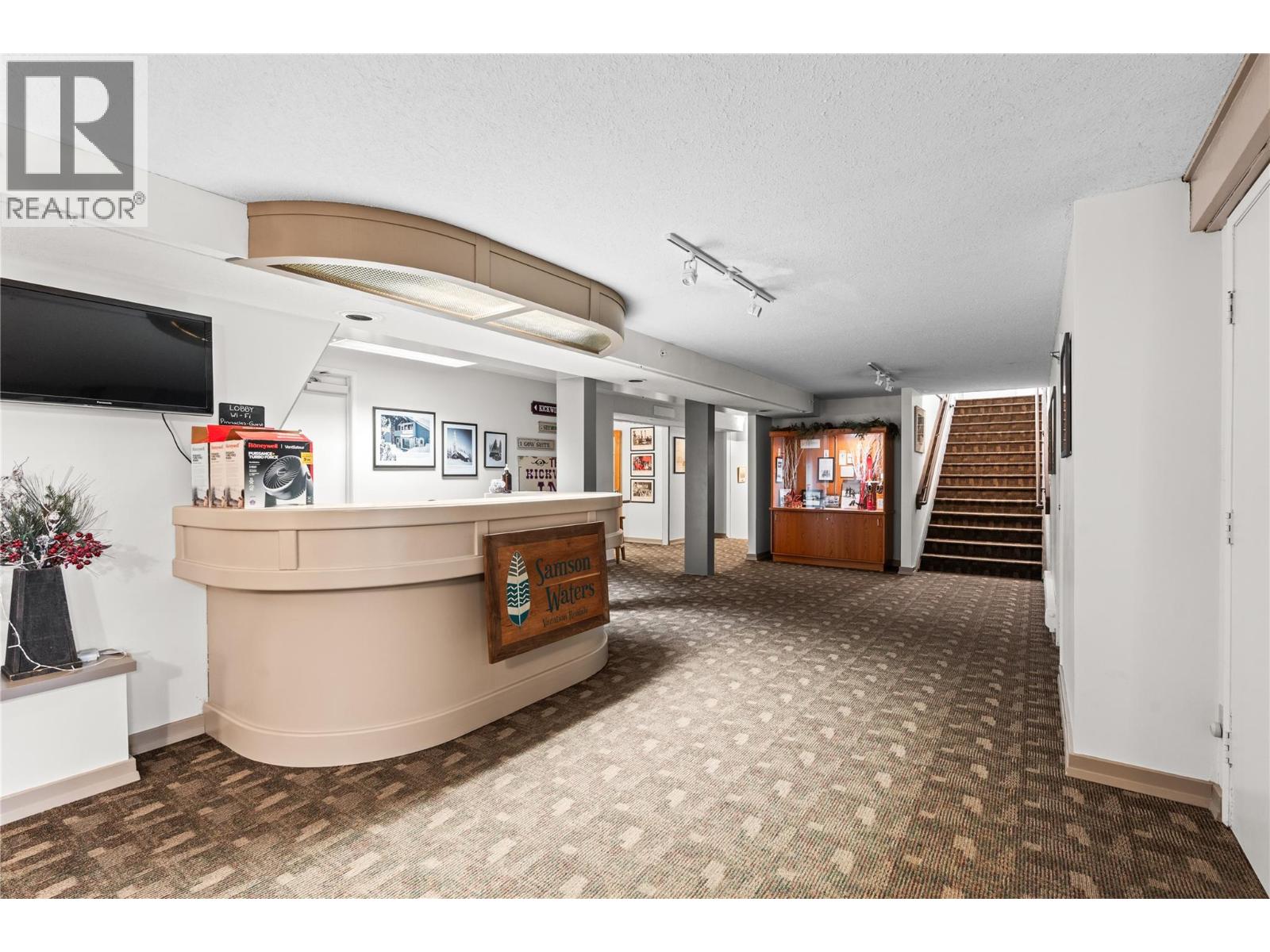 9885 Pinnacles Road Unit# 102, Silver Star, British Columbia  V1B 3M1 - Photo 29 - 10401563