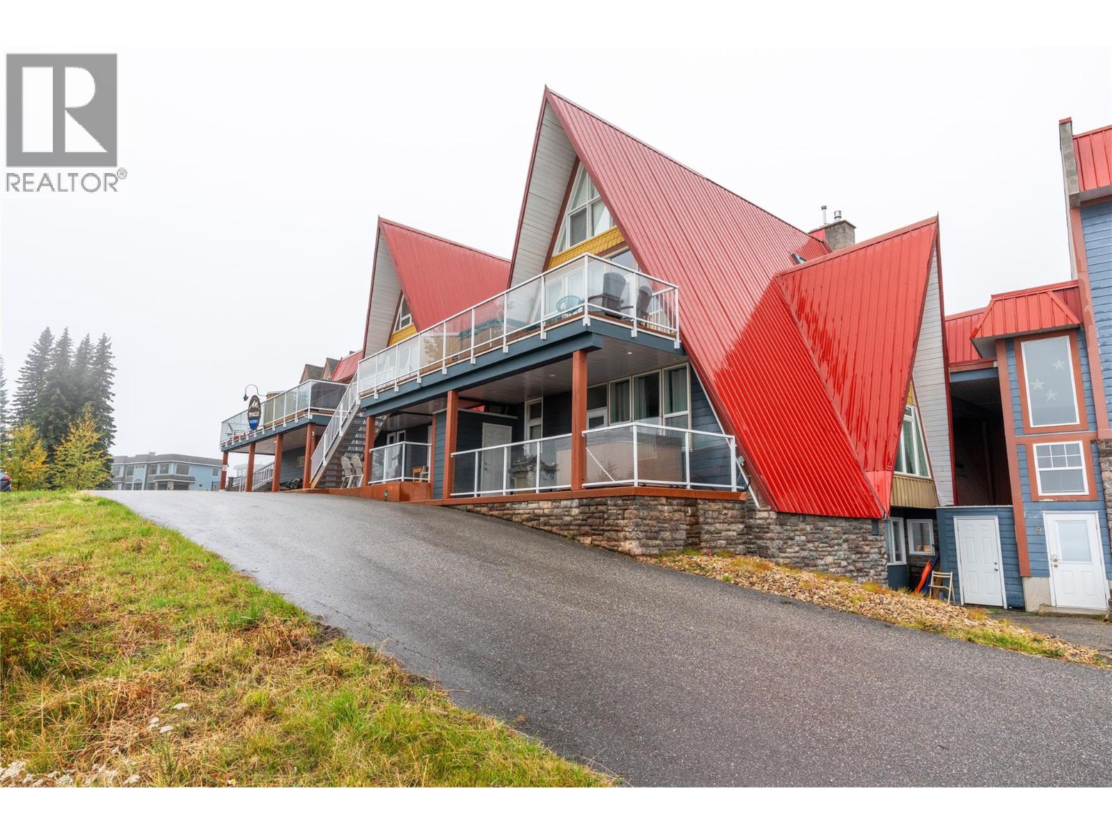 9885 Pinnacles Road Unit# 102, Silver Star, British Columbia