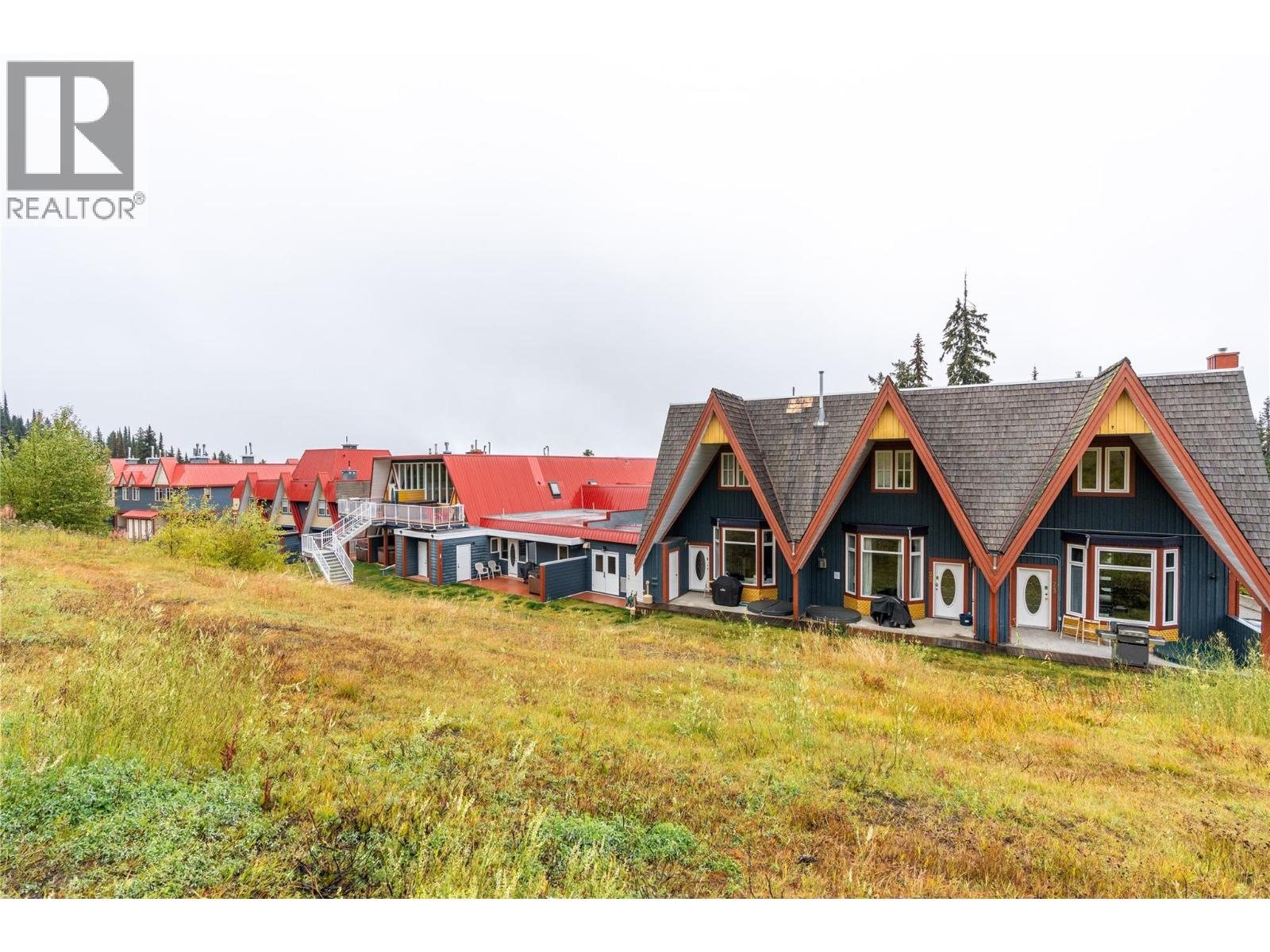 9885 Pinnacles Road Unit# 102, Silver Star, British Columbia  V1B 3M1 - Photo 41 - 10401563