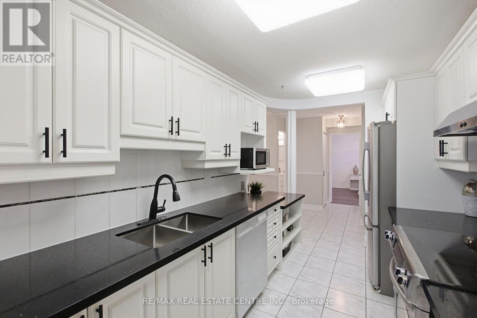 602 - 2055 Upper Middle Road, Burlington (Brant Hills), Ontario  L7P 3P4 - Photo 11 - W13841632