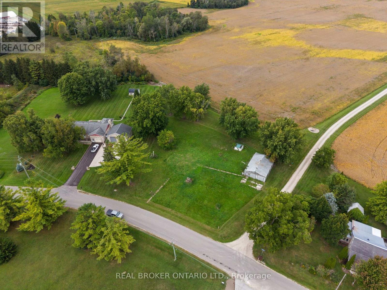 742 Josephine Street N, North Huron, Ontario  N9B 2L3 - Photo 15 - X13841624
