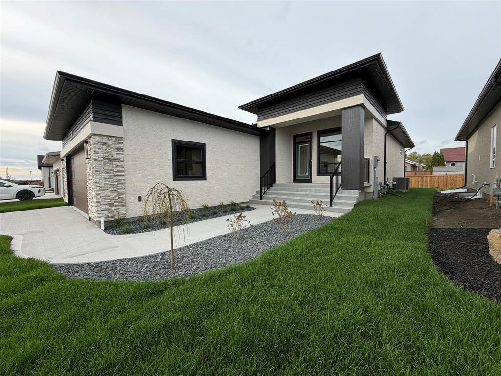 213 Laurent Drive Ile Des Chenes Manitoba Canada R4A0G5 2