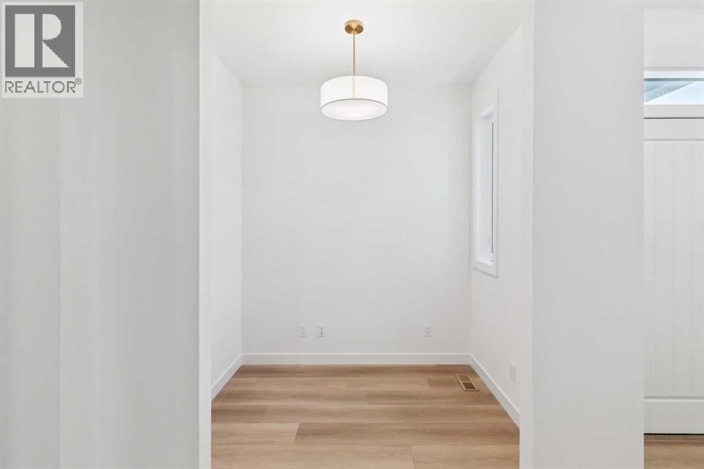105 Osprey Hill Way SW, Calgary, Alberta  T3B 5T2 - Photo 24 - A2346762