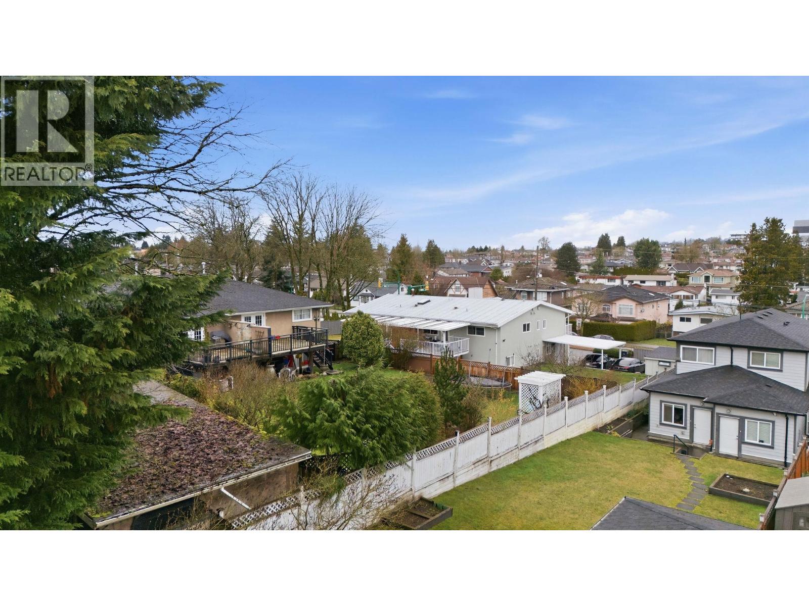 4745 GILPIN COURT