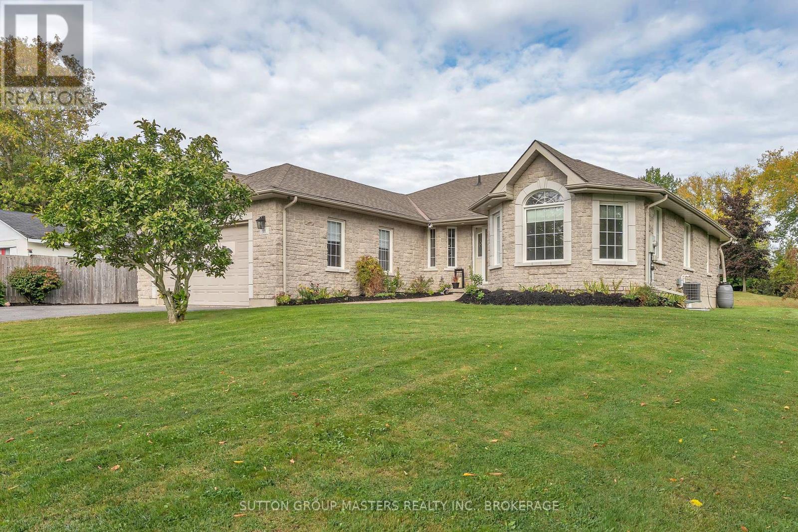 316 Academy Street, Loyalist, Ontario  K0H 1G0 - Photo 14 - X13841676